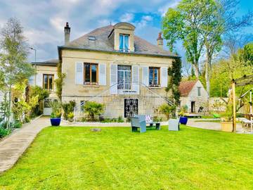 Gîte pour 10 personnes, avec jacuzzi et jardin, animaux acceptés à Cires-lès-Mello