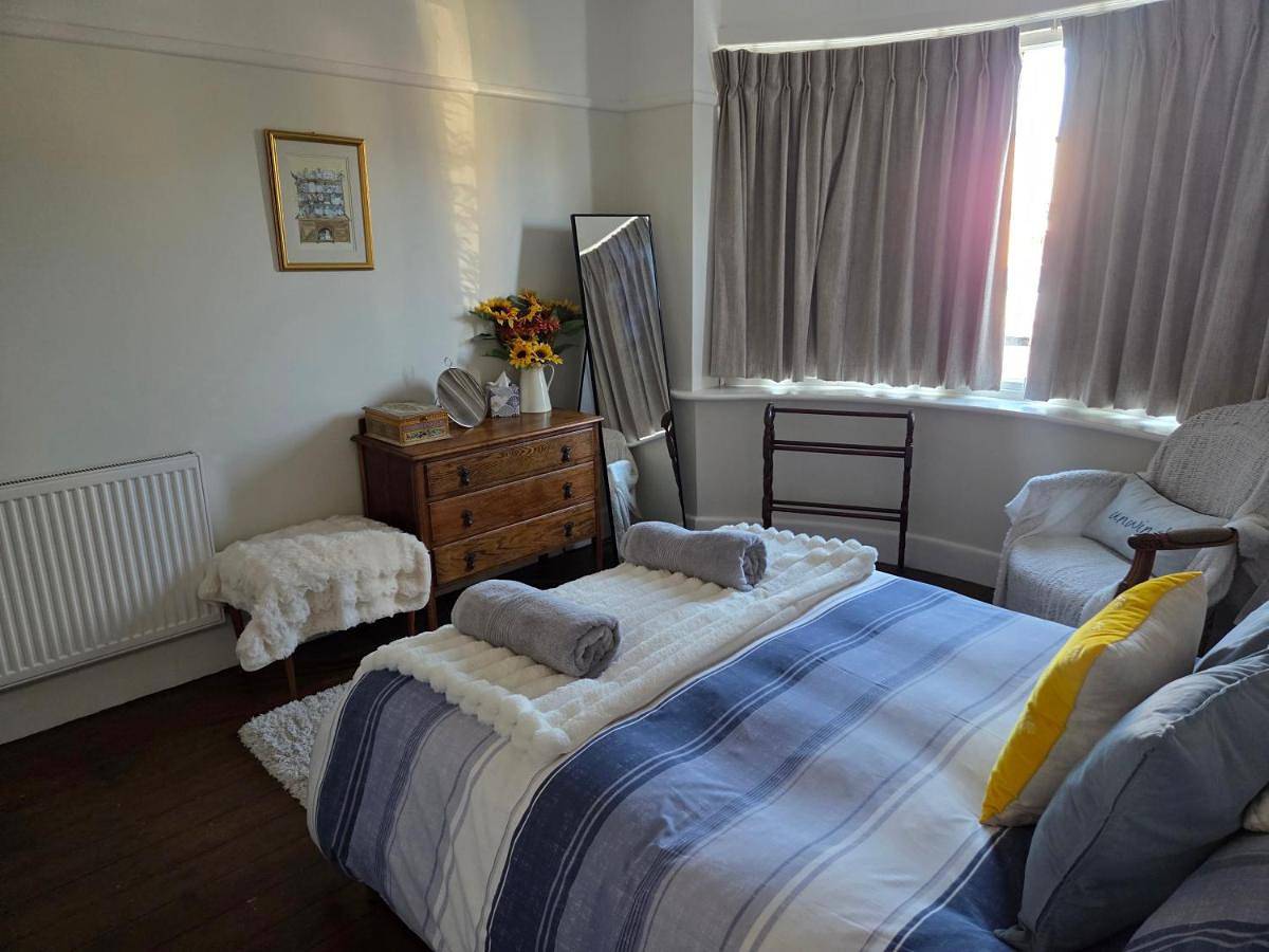 Cosy Bournemouth Bungalow in Bournemouth, South West England