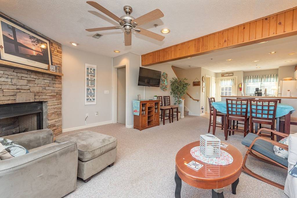 Deep Creek Village # 36- 2-Zimmer-Zugang zum See / Skigebiet Townhome in der Nähe von Wisp Resort in McHenry, Deep Creek Lake