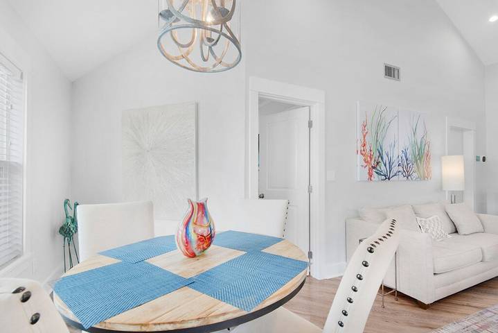 Vacation rental for 6 people, with balcony in Santa Rosa Beach