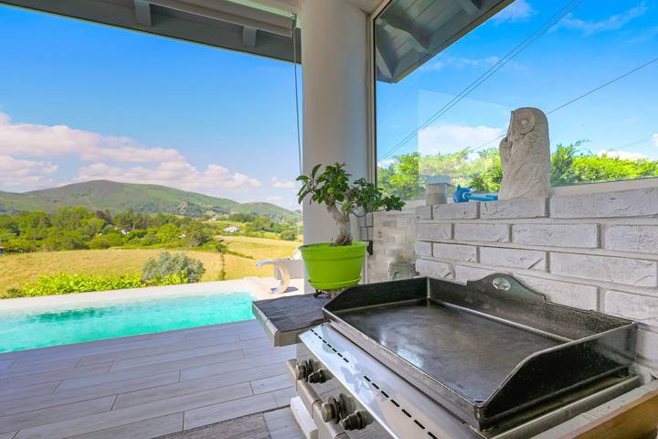 Villa pour 4 personnes, avec vue sur l’océan ainsi que piscine et terrasse, adapté aux familles au Pays basque - 4