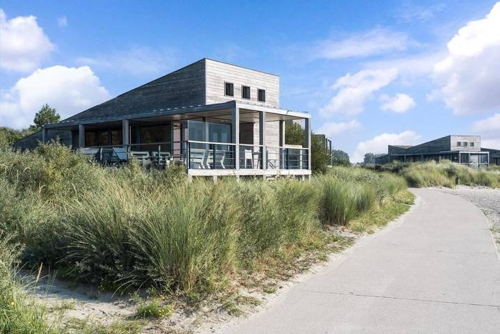 Villa voor 6 personen, met Terras en Uitzicht in Ouddorp