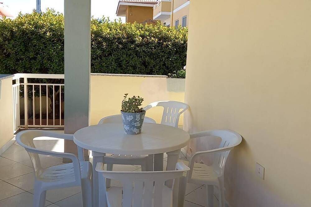 Appartamento intero, Holiday House Camelia 600 meters from the beach in La Caletta, San Giovanni Nuoro