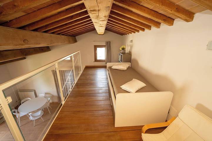 Beautiful renovated farmhouse in the relaxing Umbrian countryside in Deruta, Province de Pérouse