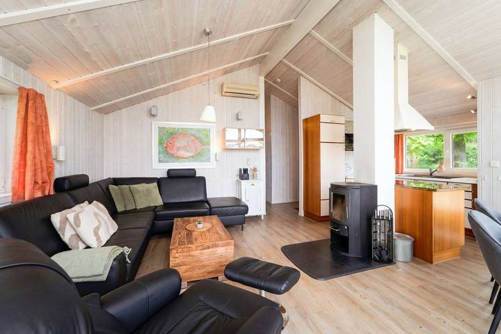 Ferienhaus für 6 Personen, mit Whirlpool und Terrasse sowie Garten und Sauna in der Lübeck - 3