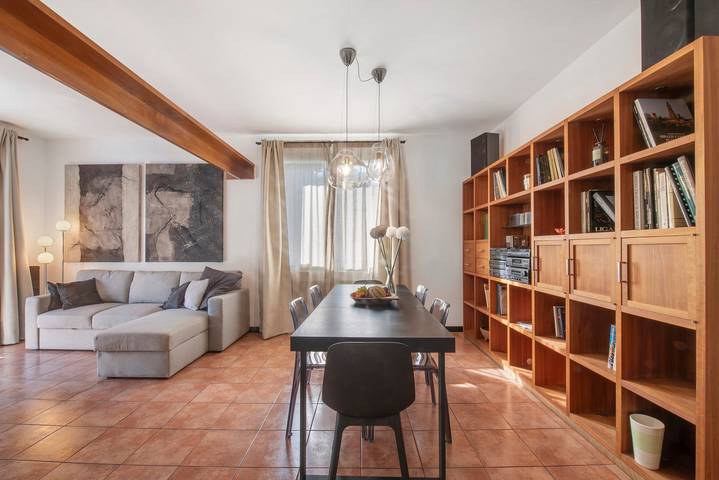 Gîte pour 6 personnes, avec balcon, animaux acceptés à Lecco - 4