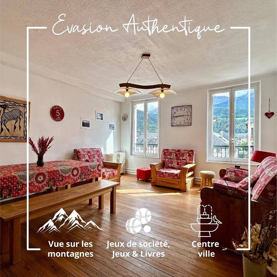 Appartement entier, Evasion Authentique - Centre ville - Jeux de société in Barcelonnette, Val d’Allos