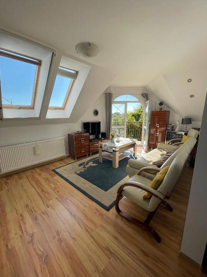 Ferienwohnung für 2 Personen, mit Seeblick und Balkon sowie Ausblick - 1