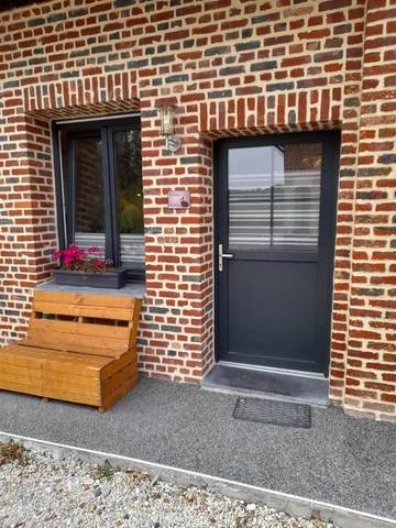 Chambre d’hôte pour 2 personnes, avec terrasse ainsi que vue et jardin, animaux acceptés à Fromelles