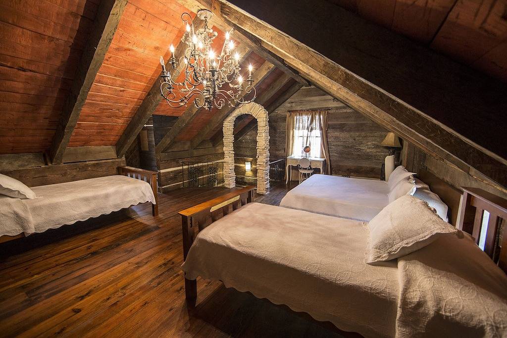 Historische & Moderne Log Cabin auf 55 Acre Horse Farm / Hochzeitsort in Knox County (TN)