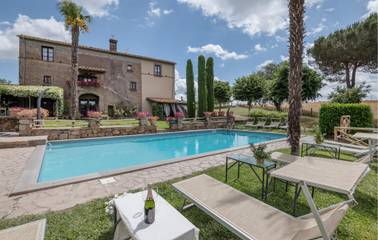 Casa Vacanza per 25 Persone in Vitorchiano, Provincia di Viterbo, Foto 3