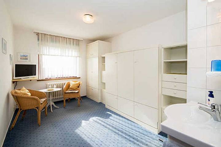 Pension Haus Christine Doppelzimmer Nr. 1, Etagen-Dusche-Wc in Westerland, Sylt (Gemeinde)