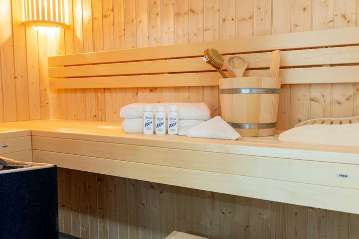 Ferienwohnung für 4 Personen, mit Terrasse und Garten sowie Sauna in Marienleuchte - 3