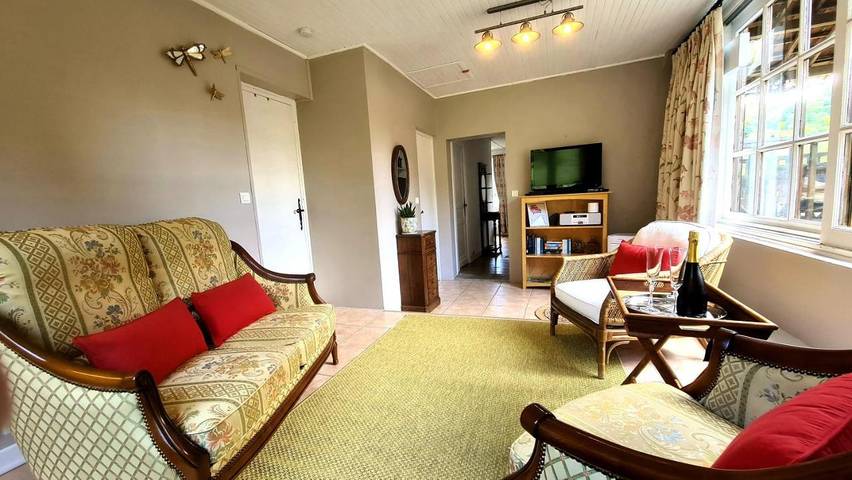 Location de vacances pour 4 personnes, avec jardin ainsi que piscine et vue à Montferrand-du-Périgord - 4