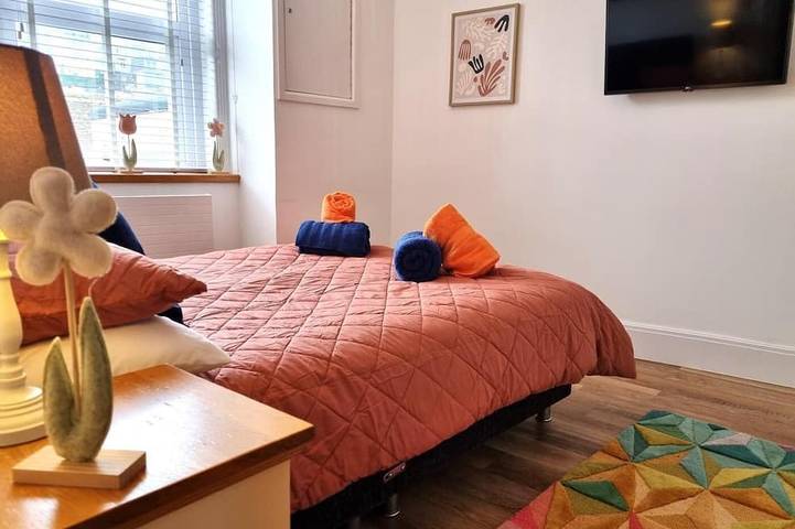 Ganze Wohnung, 2 Bed in Brixham in Brixham, Torbay