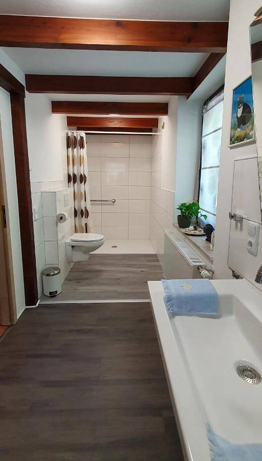 Ferienwohnung für 3 Personen, mit Balkon und Terrasse sowie Garten und Ausblick in Herleshausen - 4