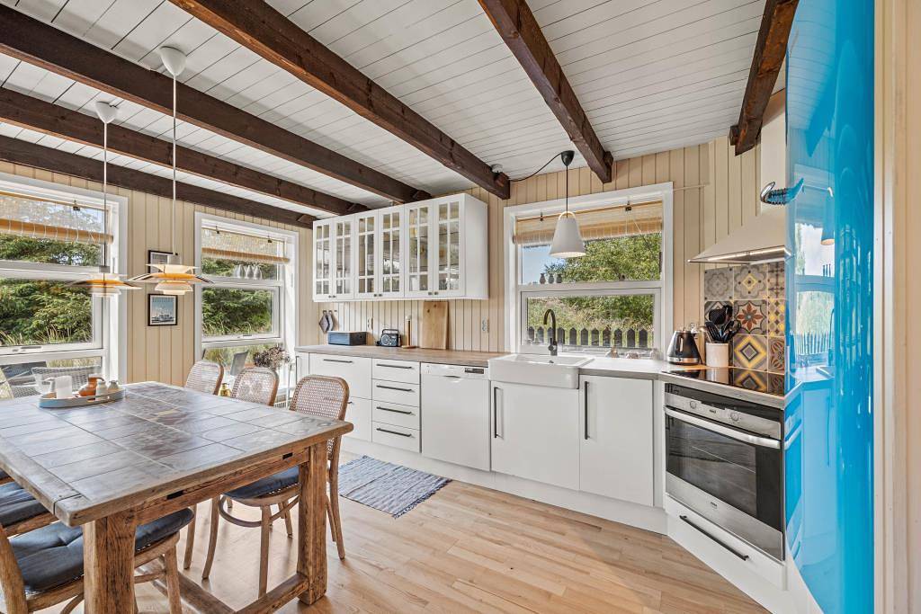 Beautiful thatched holiday home on an impressive plot in Blavand, Varde Region