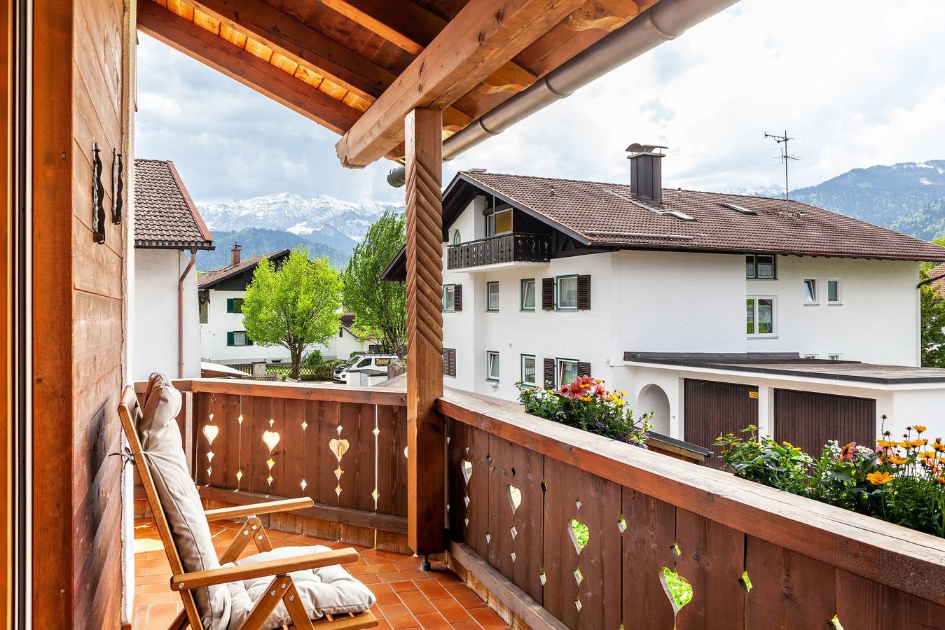 Vakantiewoning 'Alpblick Alpspitze' met bergzicht, balkon en wifi, foto 10