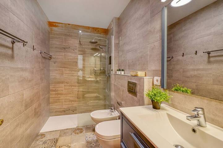 Ganze Wohnung, Oceanview Retreat / 100m to Beach + Sunset Terrace + Ensuite in San Marcos, Teneriffa Nord