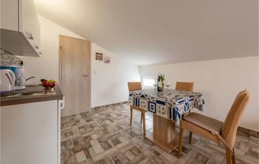 Holiday Apartment for 2 People in Vrsi, Zadar, Photo 3