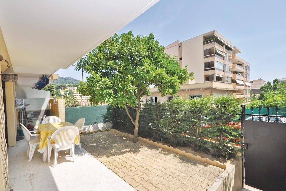 Entire apartment, Nice apartment in Le Cannet with Wifi in Le Cannet, Cannes region