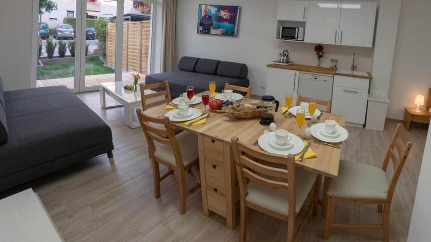 Ferienwohnung für 5 Personen, mit Terrasse in Würzburg