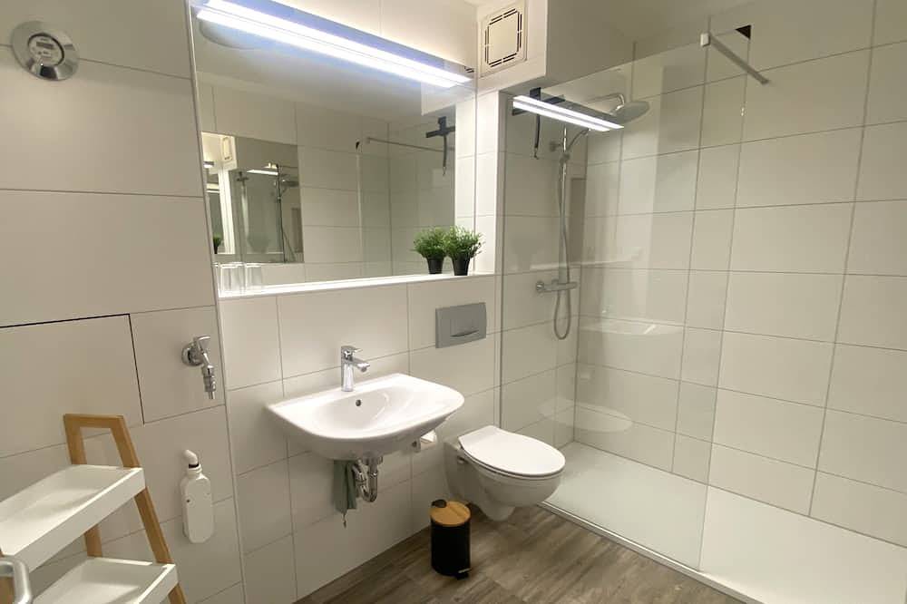Ganze Wohnung, Modernes Apartment mit Arbeitsplatz für Singel & Paare - zentrumsnah in Gera in Gera, Ostthüringen