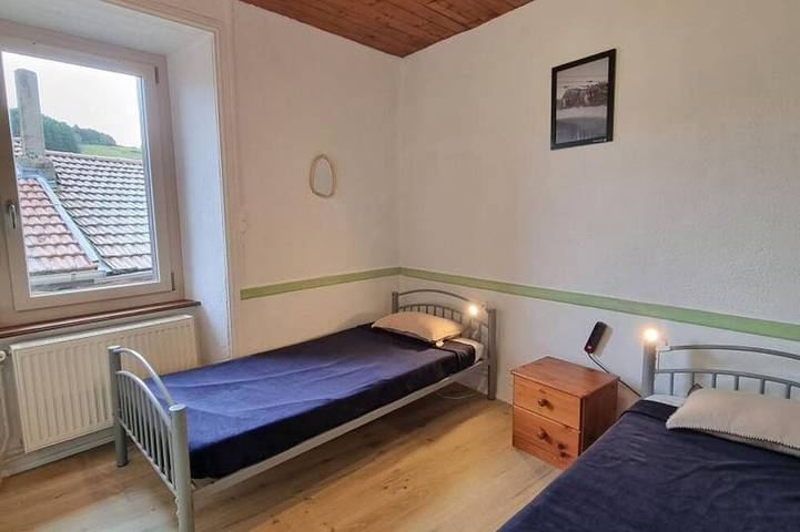 Gîte pour 6 personnes à Chalmazel - 4