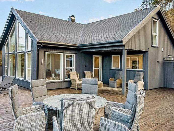 Ferienhaus für 10 Personen, mit Terrasse in Lyngdal - 2
