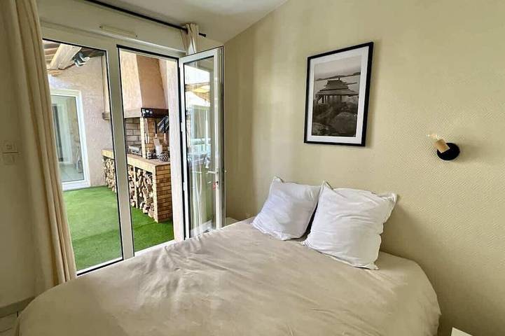 Location de vacances pour 11 personnes, avec jardin et balcon dans Plage de la Gaillarde - 2