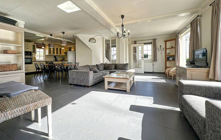 Location de vacances pour 8 personnes, avec terrasse et jardin, animaux acceptés dans Beffe - 3