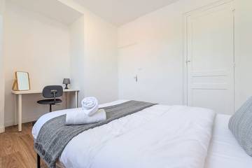 Appartement De Vacances pour 8 Personnes dans Roubaix, Région de Lille, Photo 3
