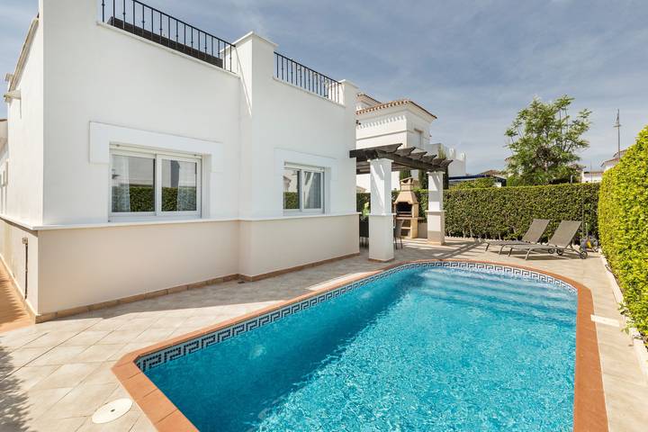 Chalet para 4 personas, con jardín - 1
