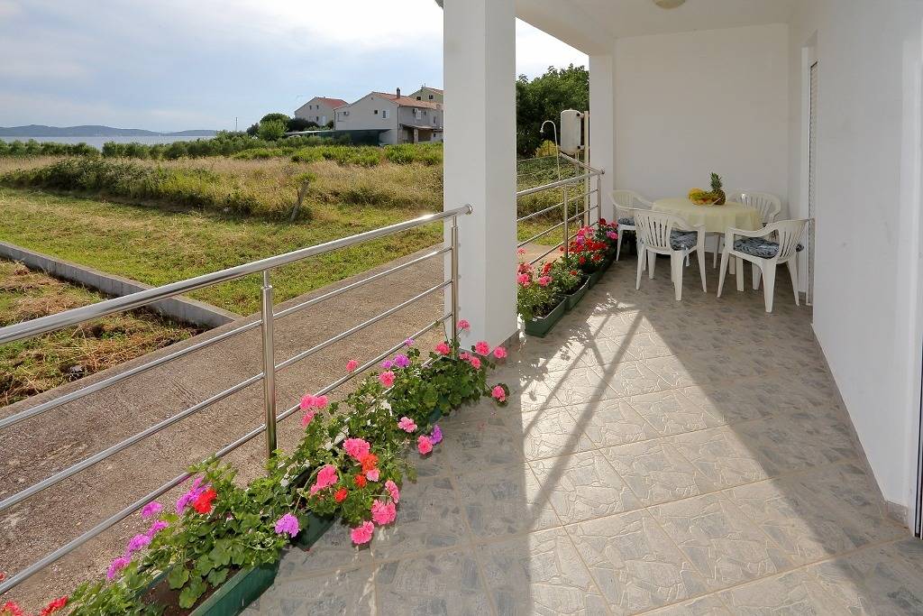 Cały apartament, Dwupokojowy apartament z tarasem i widokiem na morze Sukosan, Zadar A-16646-a in Sukosan, Zadar