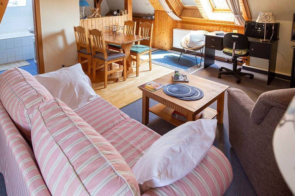 Ganze Wohnung, Ferienwohnung Dachgeschoss im Wohnhaus ** - Ferienwohnungen Moritz in Güstrow, Mecklenburgische Seenplatte