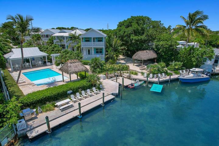 Villa für 6 Personen, mit Garten und Balkon sowie Pool, mit Haustier - 1