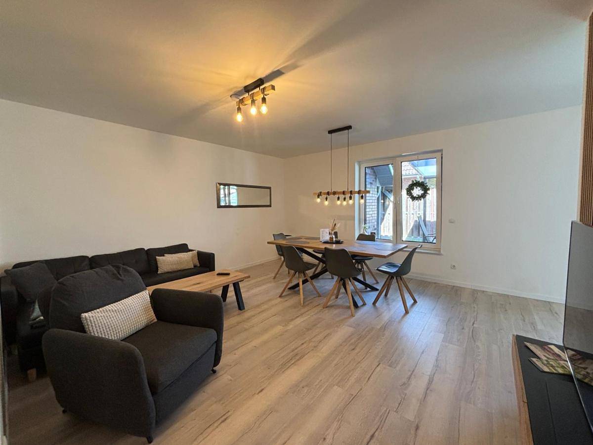Ganze Wohnung, Three-Bedroom Apartment in Werlte, Niedersachsen