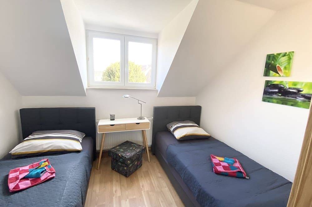 Ganze Wohnung, Moderne Ferienwohnung mit 2 Schlafzimmern, Küche und Bad in Grimma, Leipzig und Umgebung