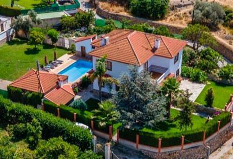Casa de vacaciones para 11 personas, con vistas además de piscina y jardín, Se admiten mascotas - 1
