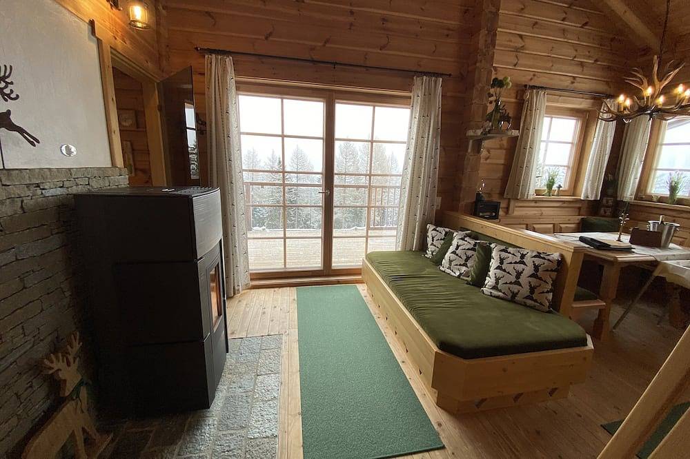 Luxury alpine hut with private wellness in Bad Sankt Leonhard im Lavanttal, Lavanttaler Alpen