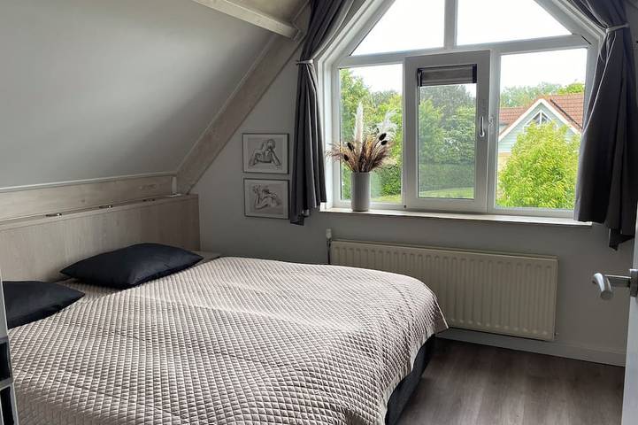 Ferienhaus für 4 Personen, mit Garten und Sauna sowie Terrasse in Kamperland