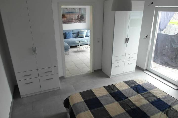 Ganze Wohnung, Casa Elea, die Ferienwohnung mit privater Terrasse + Garten am Tor zum Bodensee in Stockach, Hegau