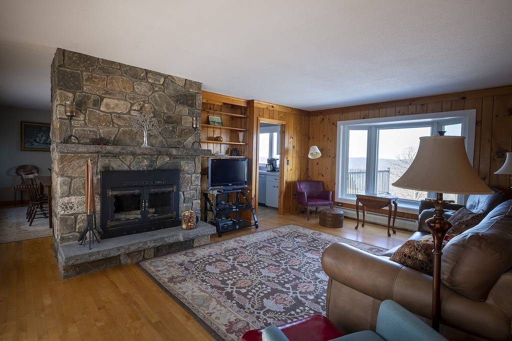 Mountain View Getaway in Litchfield County