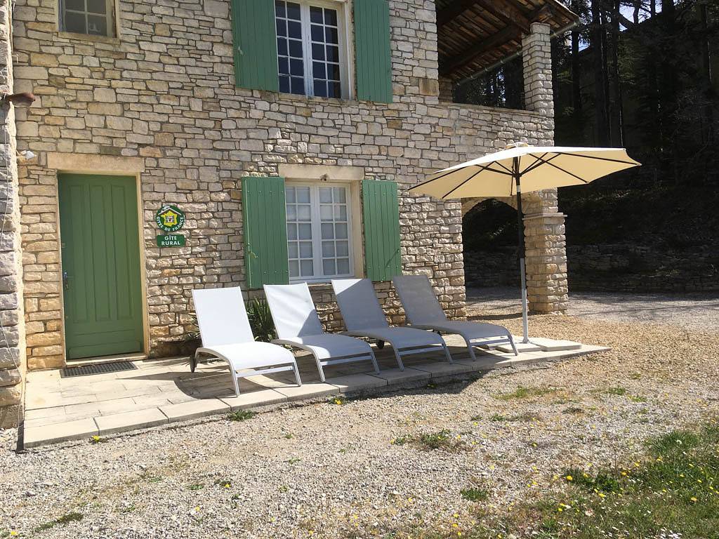 Gite Les Ribasses in Aubenas-les-Alpes, Regionaler Naturpark Luberon