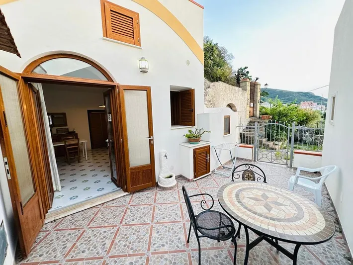 Ferienwohnung für 3 Personen, mit Ausblick und Terrasse - 1