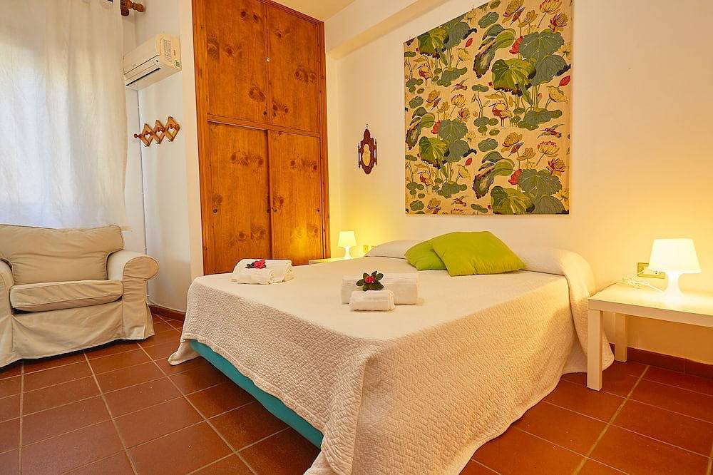 Villa Hermosa con piscina y vista al mar. in Torre Colonna-Sperone, Altavilla Milicia