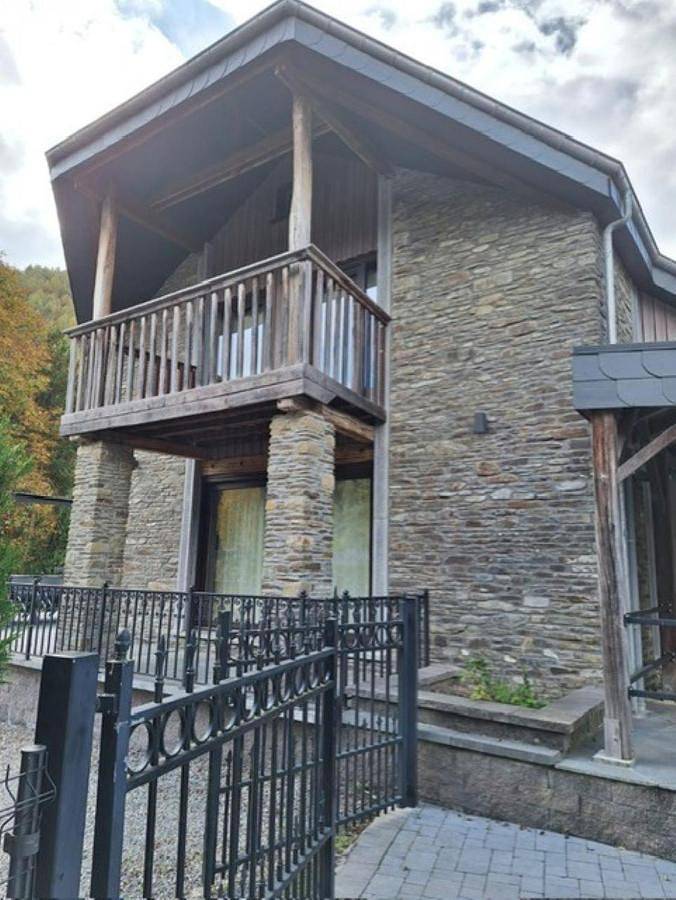 Location de vacances pour 14 personnes, avec jardin et vue dans Samrée - 2