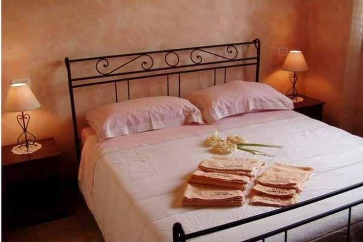 Gîte pour 3 personnes, avec Jacuzzi et Jardin à Notaresco - 2