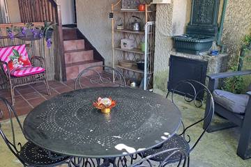 Gîte pour 2 personnes, avec balcon, animaux acceptés à Saint-Martin-d'Ardèche
