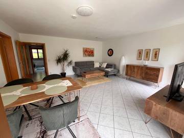 Gîte pour 4 personnes, avec vue et jardin à Penzberg